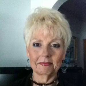 Meet your Posher, Deborah